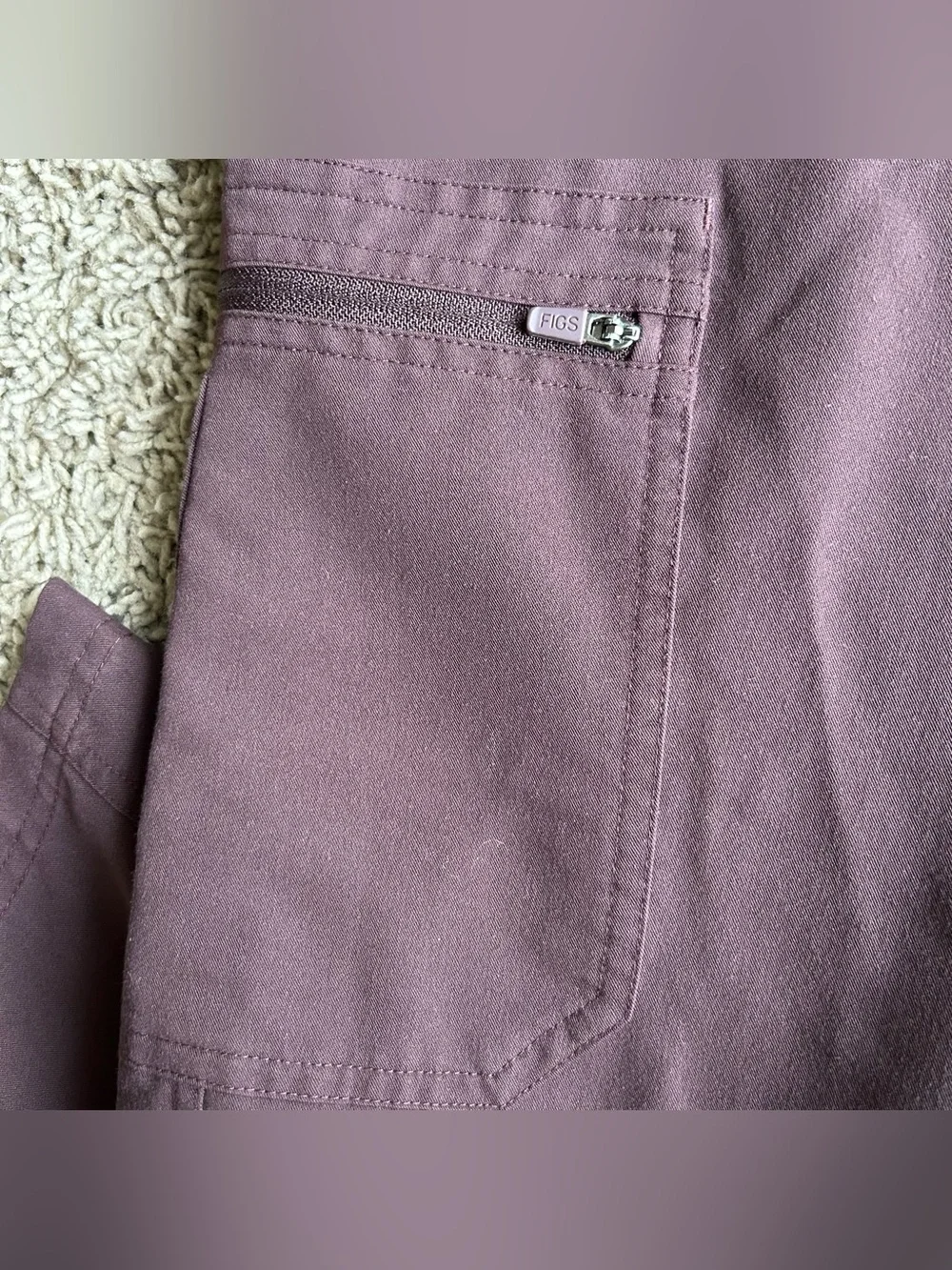 FIGS Cairo Scrub Pants Mens XL(36x32) Burgundy Cargo Technical Nurse Medical